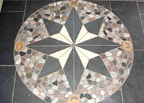 Insertion de plancher en céramique